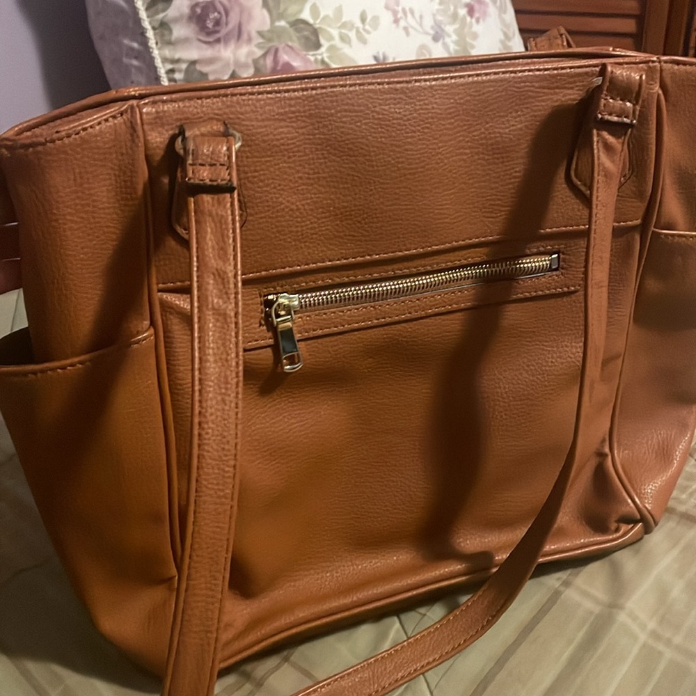 Brown Laura Scott purse